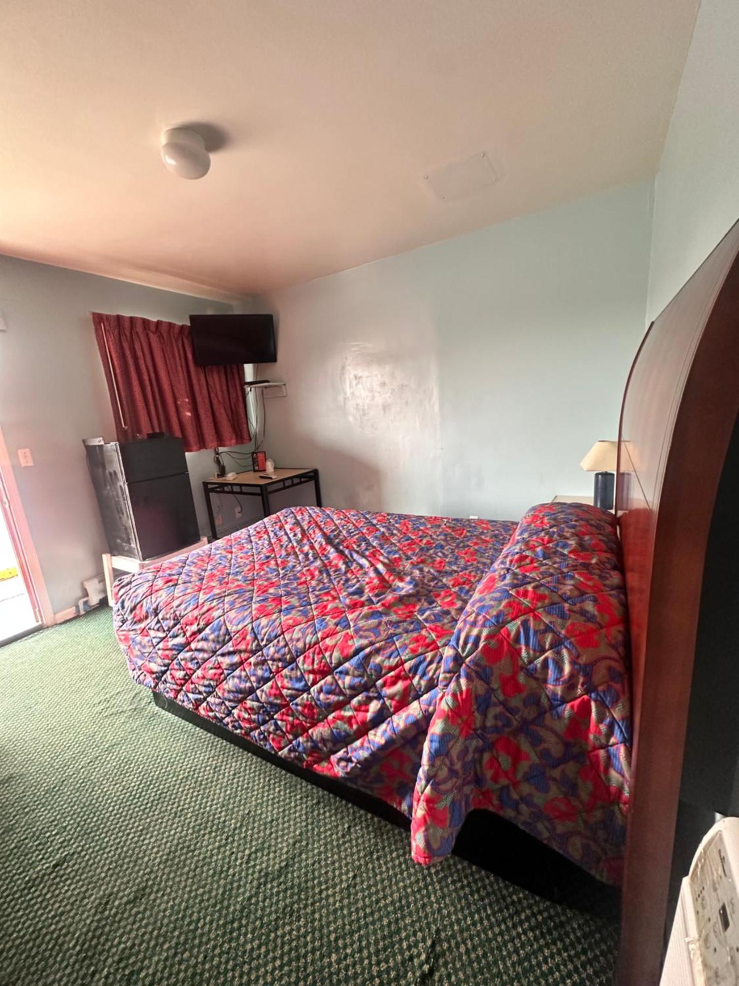 Your Motel Ипсиланти Екстериор снимка